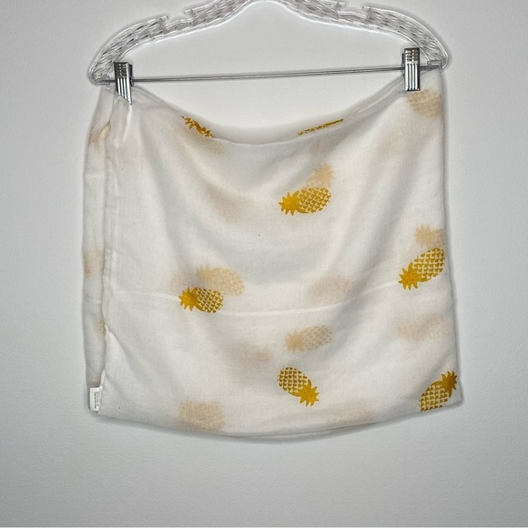 White and Gold Pineapple Print Infinity Scarf - Picture 1 of 4